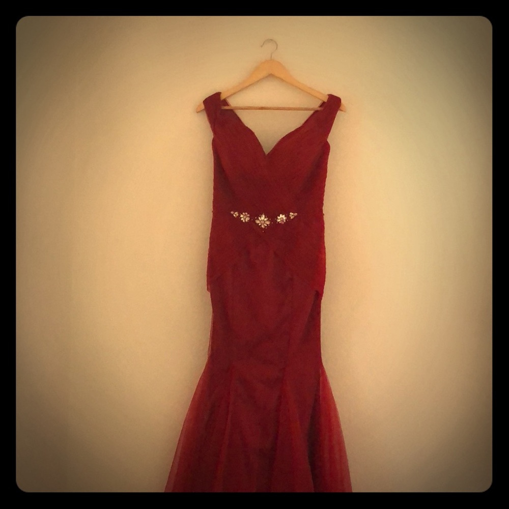 Never Worn Black Tie gown! Size 8